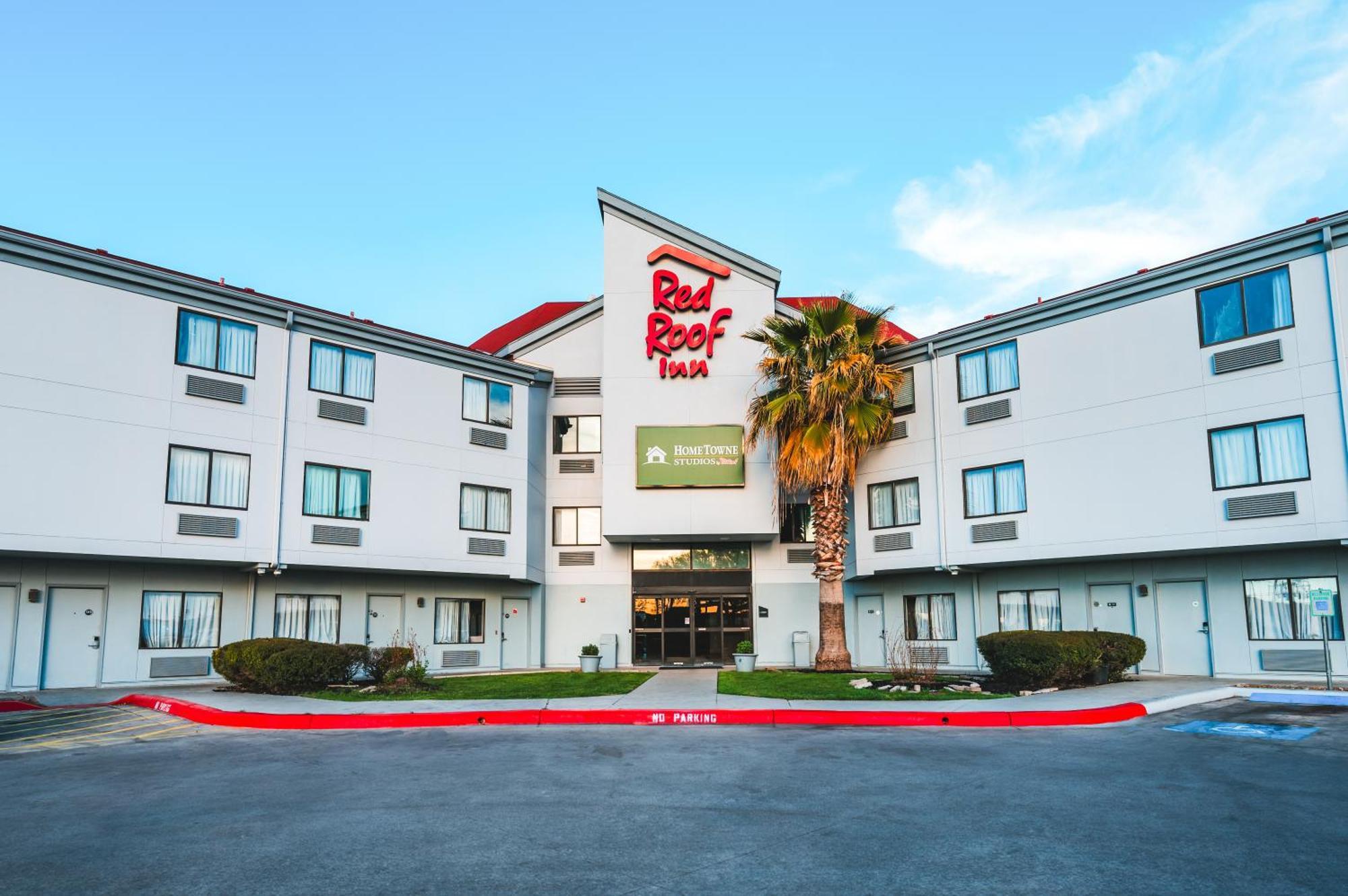 Hometowne Studios By Red Roof San Antonio - Seaworld Northwest Exterior photo